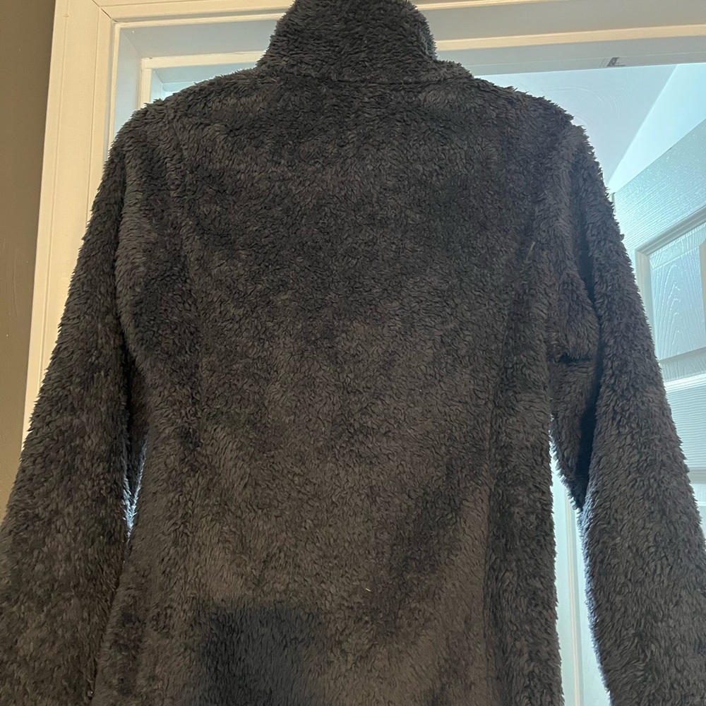 Patagonia fuzzy quarter zip